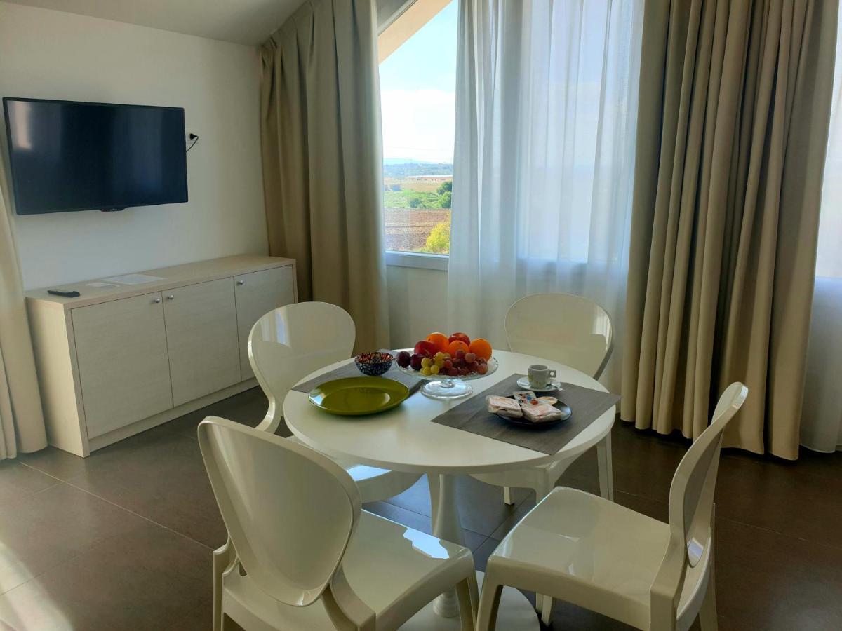 Hotel Grel Киарамонте Гулфи Екстериор снимка