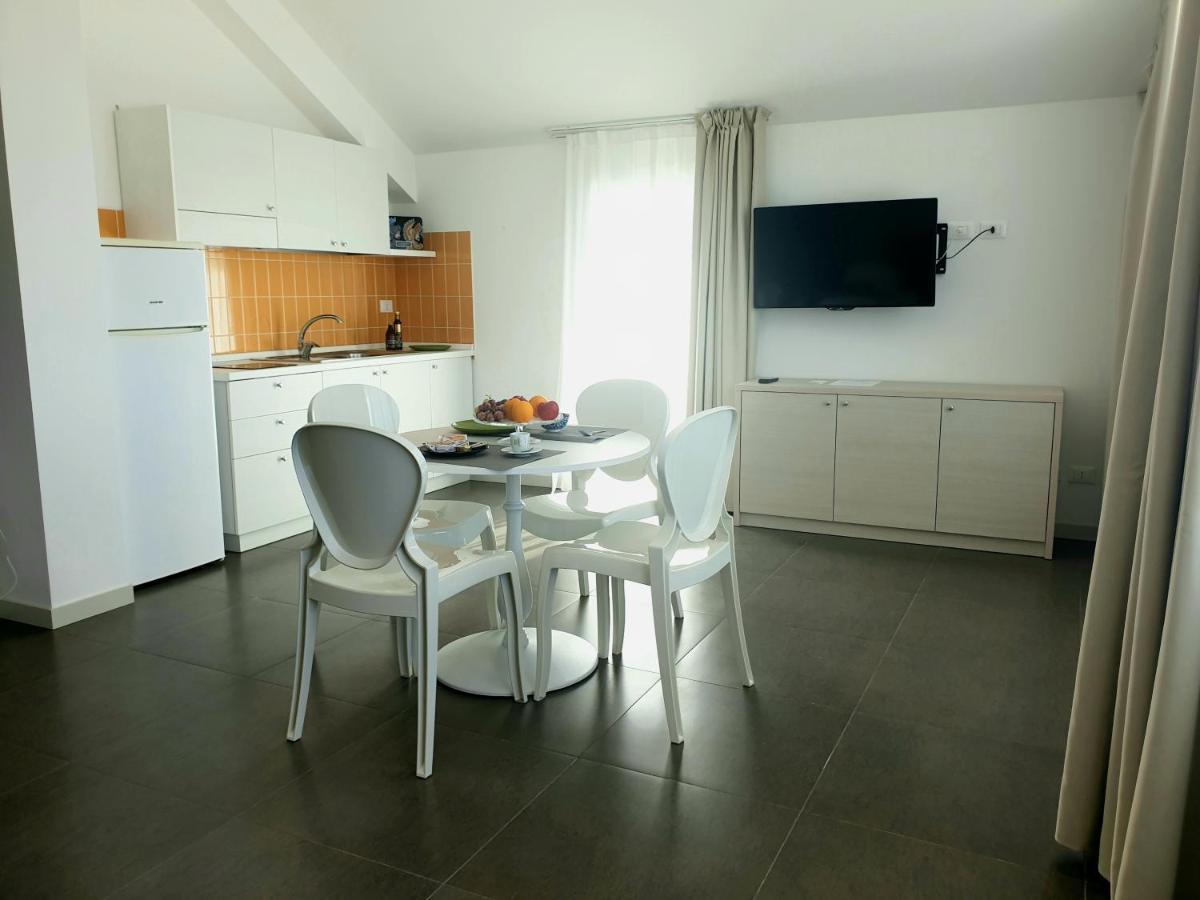 Hotel Grel Киарамонте Гулфи Екстериор снимка