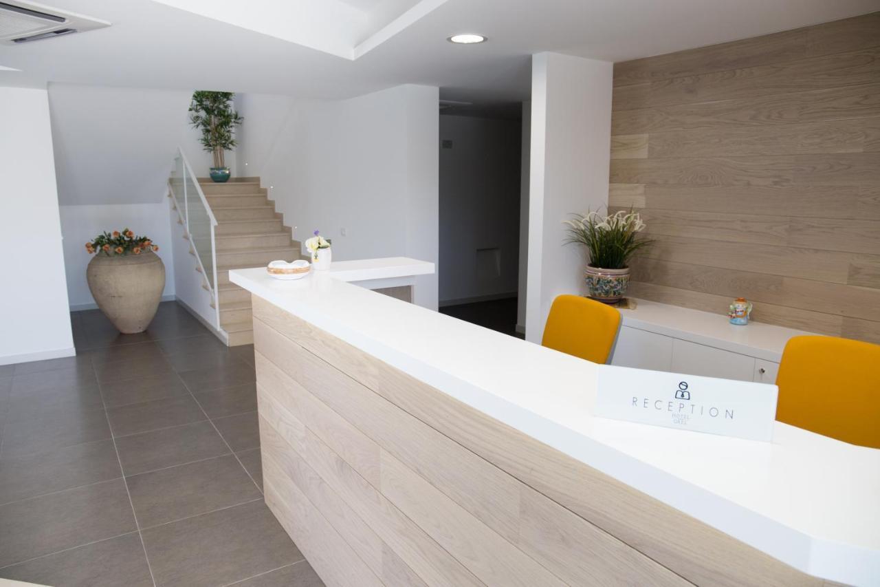 Hotel Grel Киарамонте Гулфи Екстериор снимка